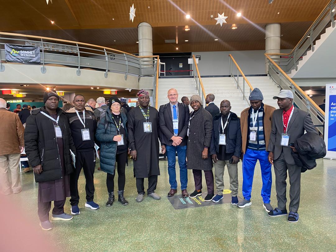 SOMET D'LELVEGE VISITATION